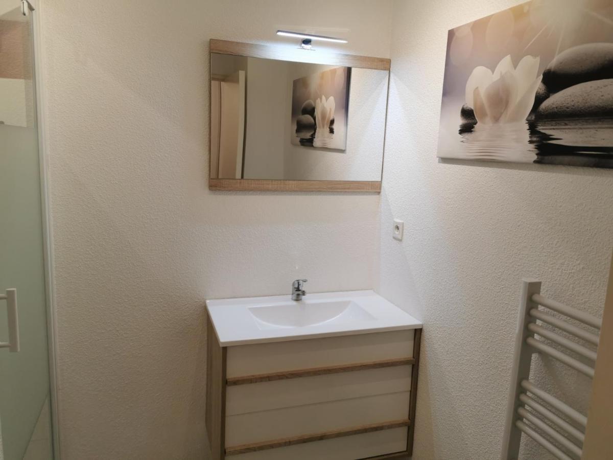 Studio Calme Avec Parking Saint-Pierre-du-Mont  외부 사진